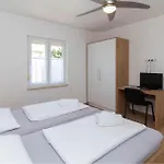 2 Bedroom Lovely In