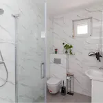 2 Bedroom Lovely In Апартаменты