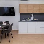 2 Bedroom Lovely In Апартаменты *