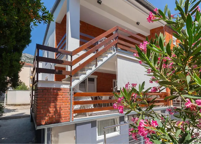 2 Bedroom Lovely In Appartamento